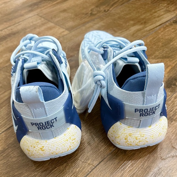 Under Armour Women's Project Rock 6 Training Shoes size 7, Blue/White Trainers - Picture 9 of 12